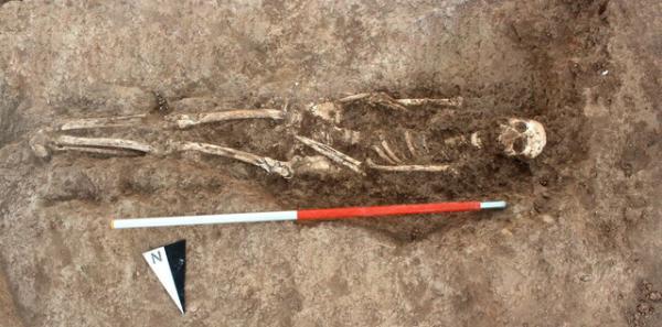 کشف تازه از تدفین انسان در فارس