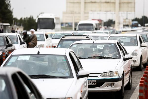 ترافیک سنگین همه خروجی های تهران آغاز شد