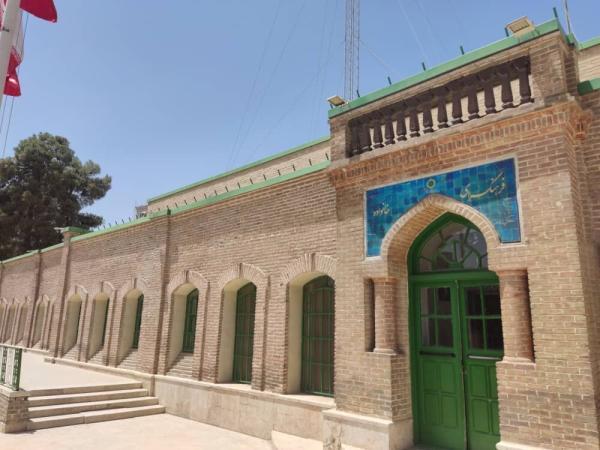 نشست زن، هویت، پوشش در فرهنگسرای خانواده نشست زن، هویت، پوشش در فرهنگسرای خانواده