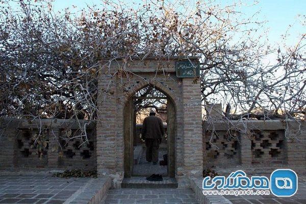 آرامگاه حافظ ابرو یکی از دیدنی های خراسان رضوی است آرامگاه حافظ ابرو یکی از دیدنی های خراسان رضوی است