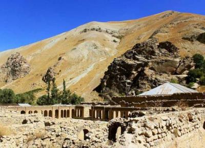 مزایده کاخ شهرستانک و کاروانسرای مرنجاب